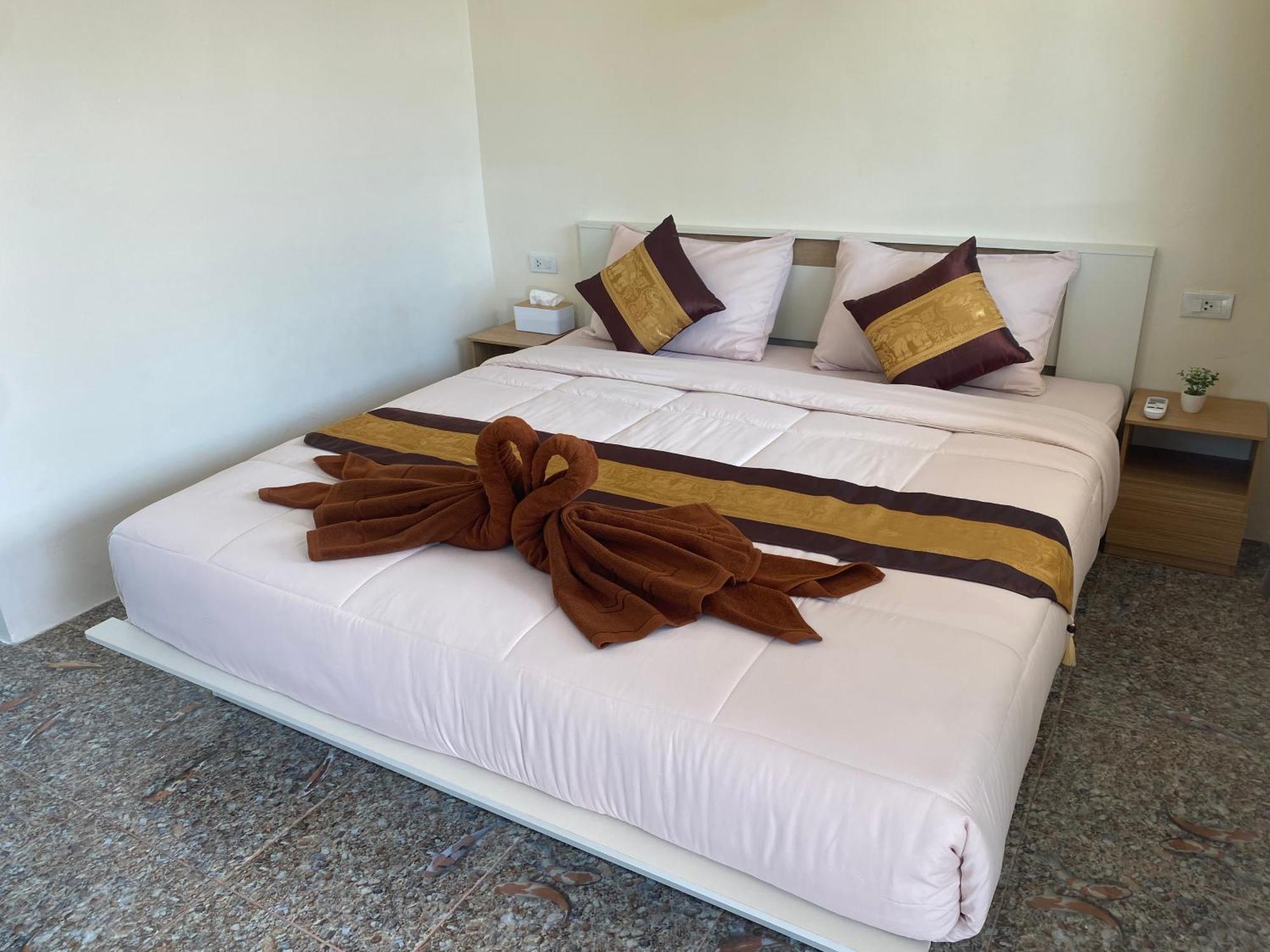 Arya Bungalow Koh Lanta Bagian luar foto
