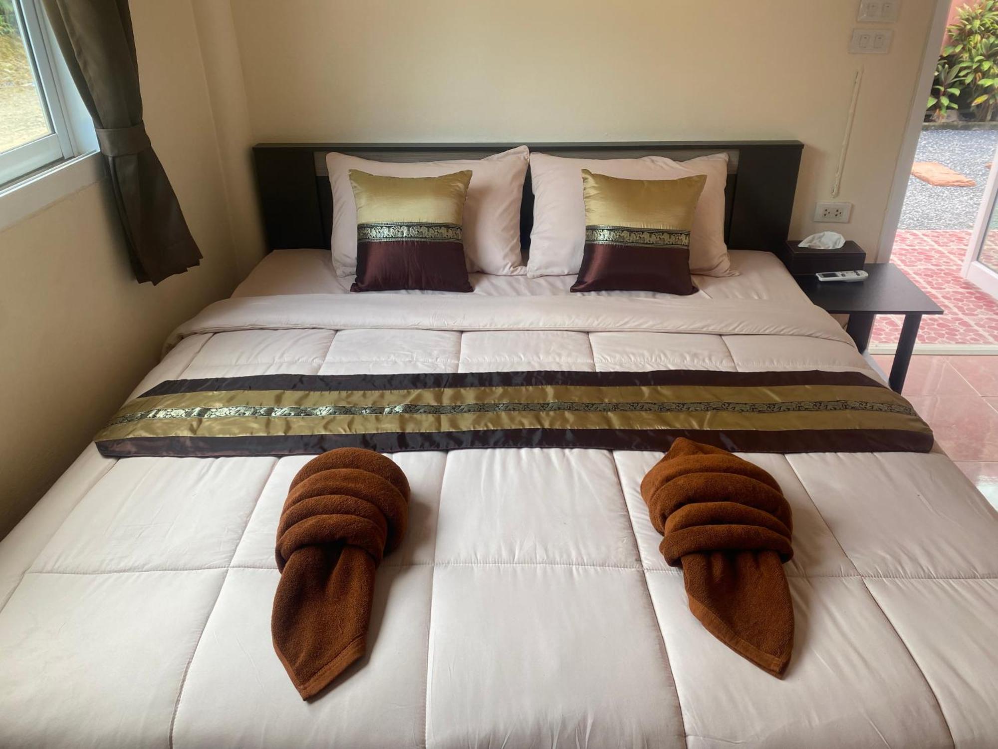 Arya Bungalow Koh Lanta Bagian luar foto